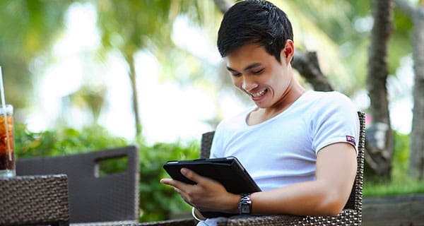 Who’s most likely to check their inbox while on holiday? Who’s most likely to check their inbox while on holiday?