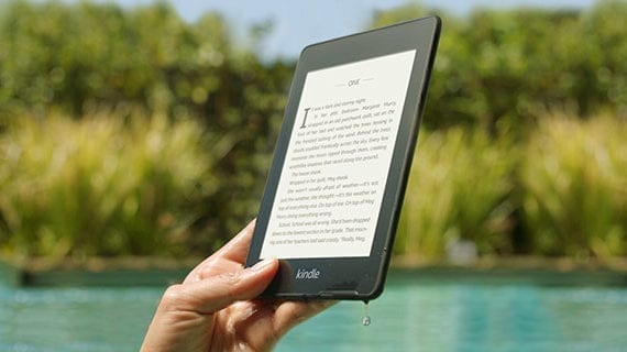 Kindle paperwhite New waterproof Kindle Paperwhite makes a splash