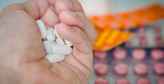 Opioids are killing Canadians in the thousands Opioids are killing Canadians in the thousands