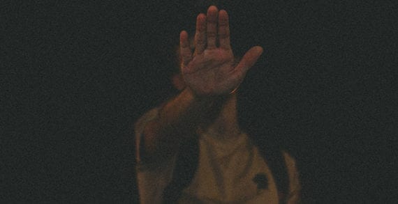 signal stop When reconciliation defies the common good